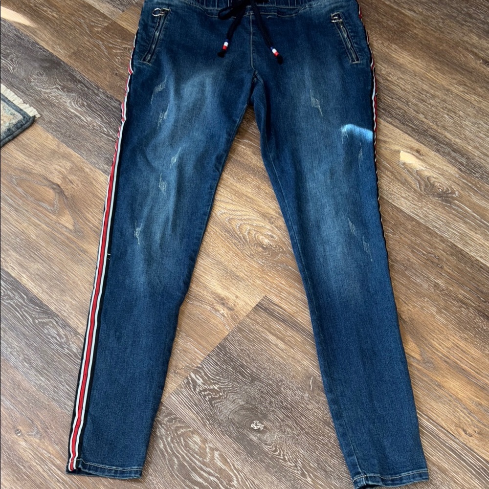 Coco + Carmen Blue Skinny Jeans with Red Accents S/M